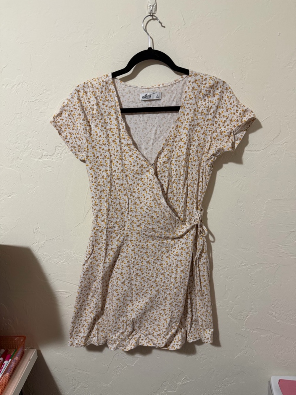 Hollister Cream Floral Wrap Mini Dress